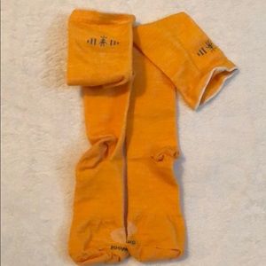 Girls Smartwool orange compression socks Med